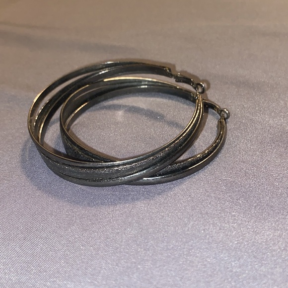 Miscellaneous Vintage Costume Jewelry Bundle Hoops and Bangles - Picture 3 of 14